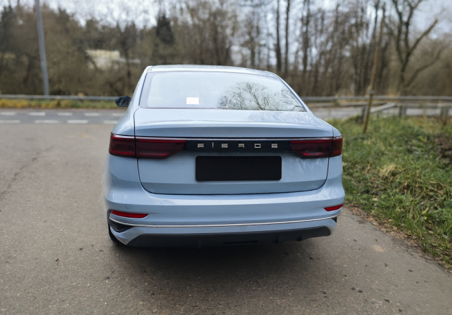 Аренда  Belgee S50